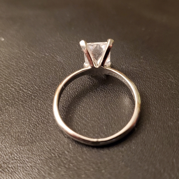 NWOT Sterling Silver Ring - Picture 2 of 4